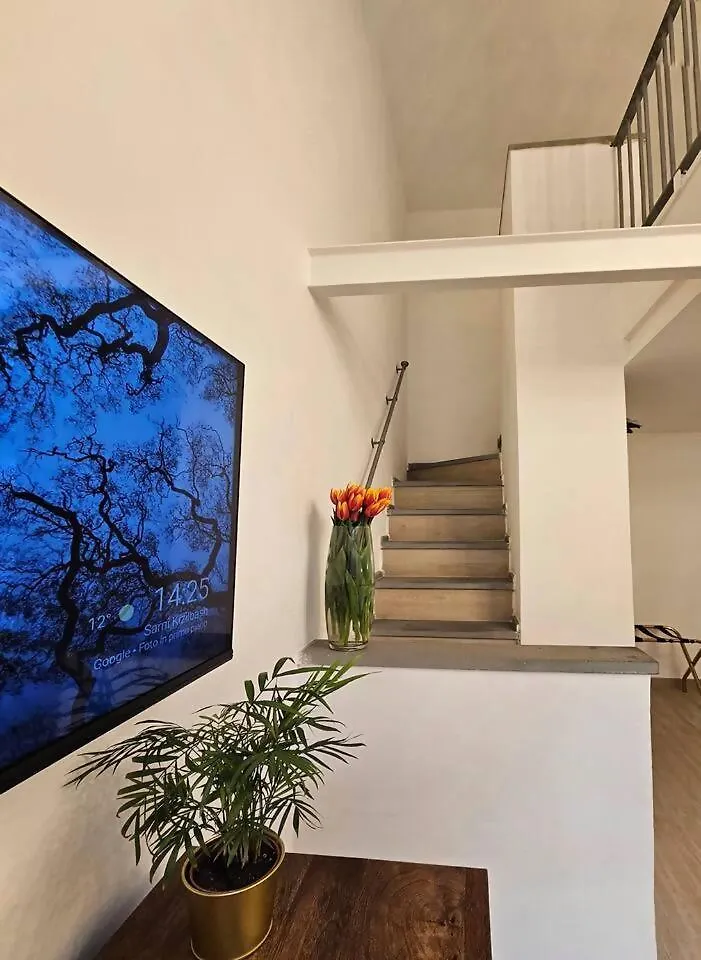 Apartment Daymoon House Vanvitelli, Napoli