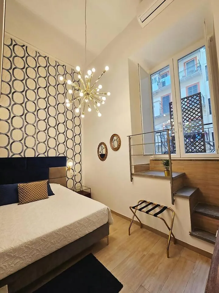 Daymoon House Vanvitelli, Napoli Naples