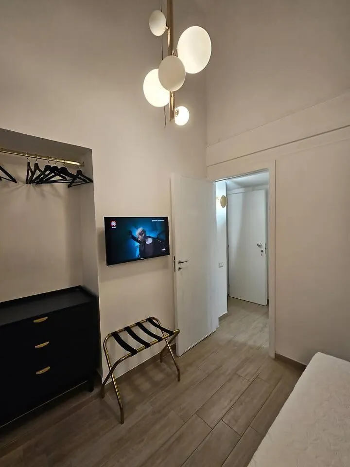 Daymoon House Vanvitelli, Napoli