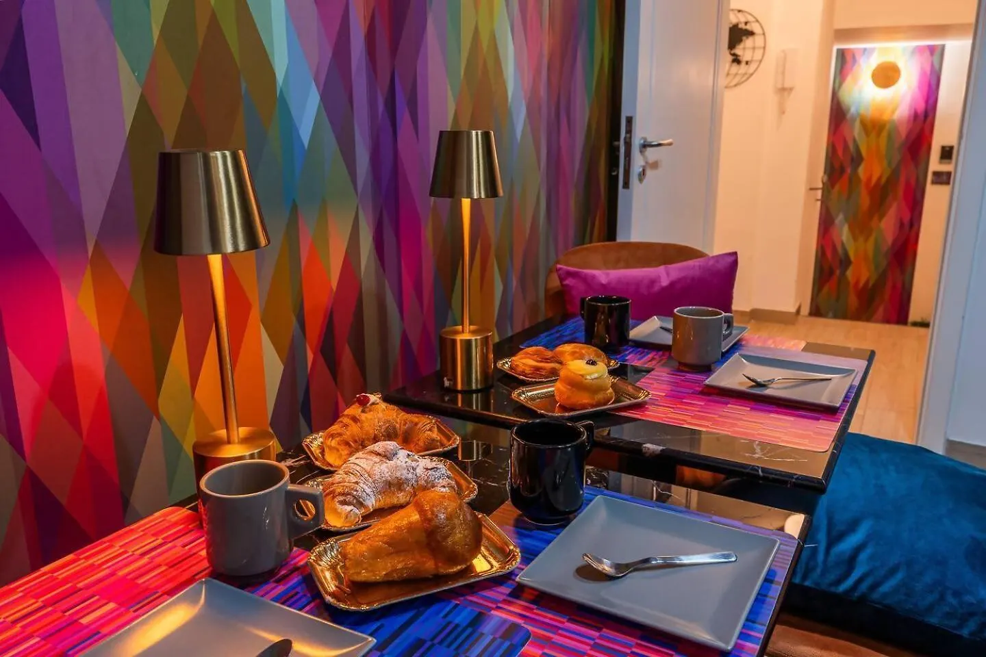 Daymoon House Vanvitelli, Napoli 0*,  Italia